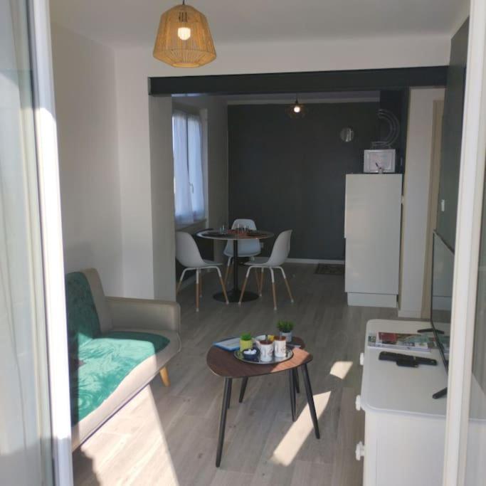 Appartement Verdoyant Au Bord Du Lac Leman Entre Evian Et Thonon Dans Une Villa Publier ภายนอก รูปภาพ