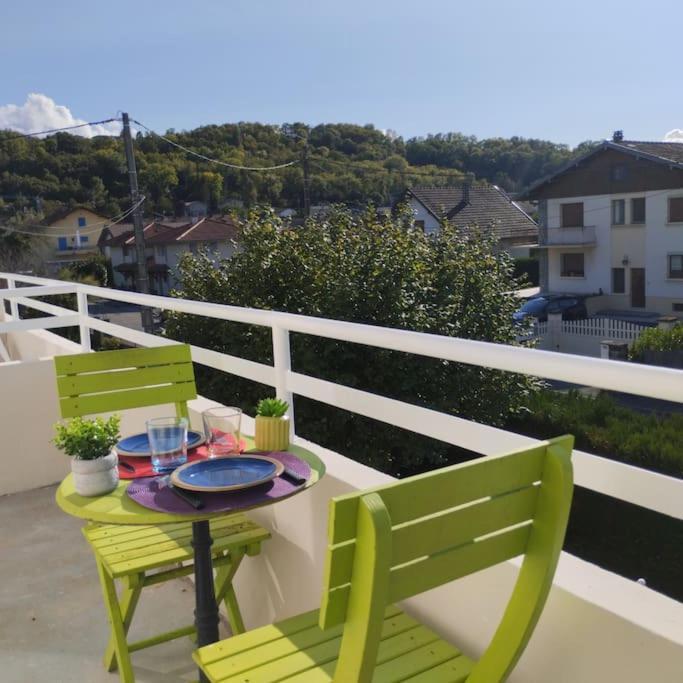 Appartement Verdoyant Au Bord Du Lac Leman Entre Evian Et Thonon Dans Une Villa Publier ภายนอก รูปภาพ