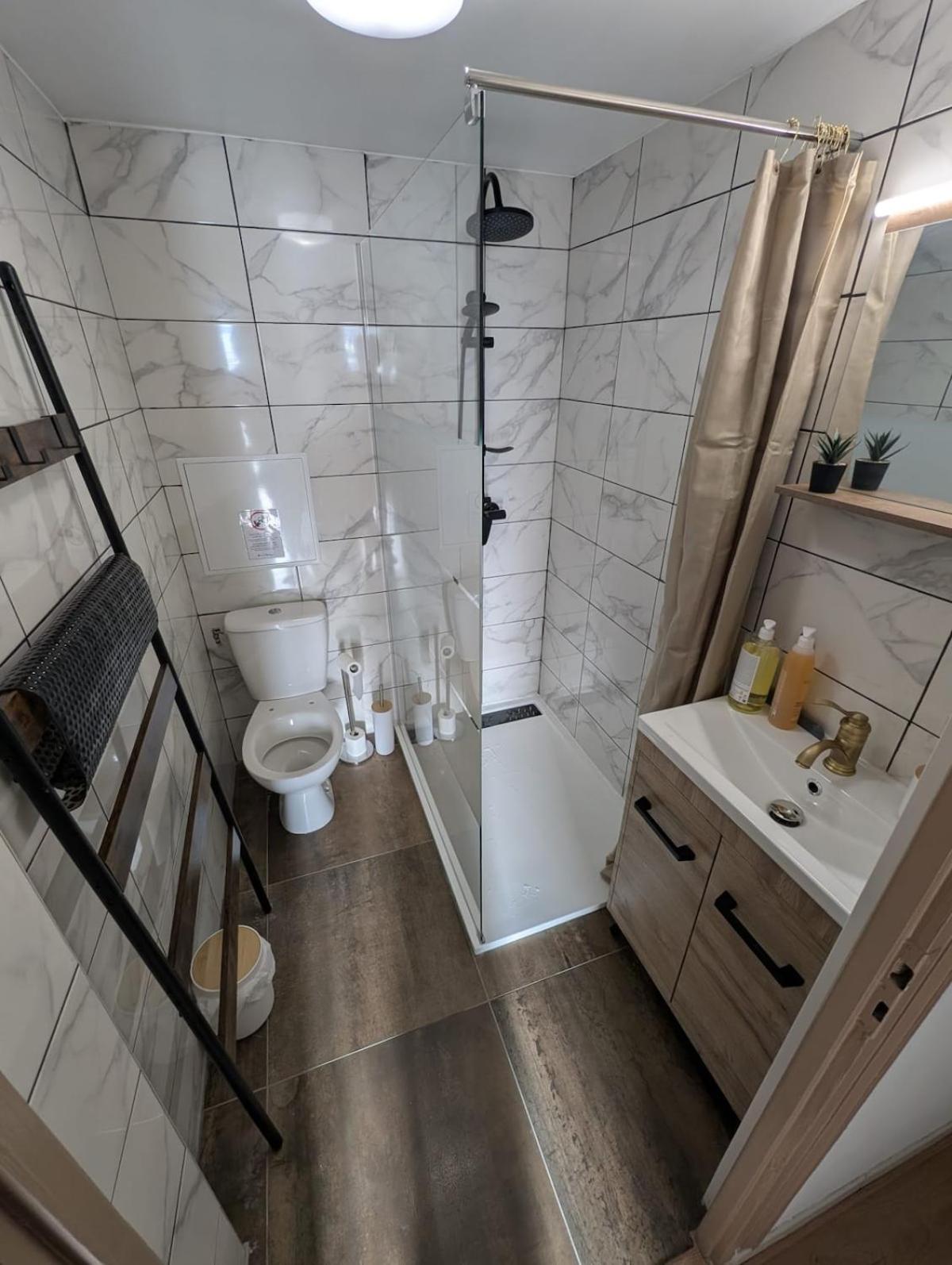 Appartement Verdoyant Au Bord Du Lac Leman Entre Evian Et Thonon Dans Une Villa Publier ห้อง รูปภาพ